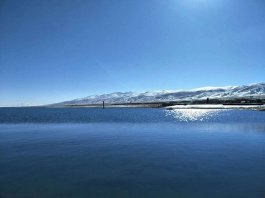 青海湖——邂逅暮色苍茫的水面